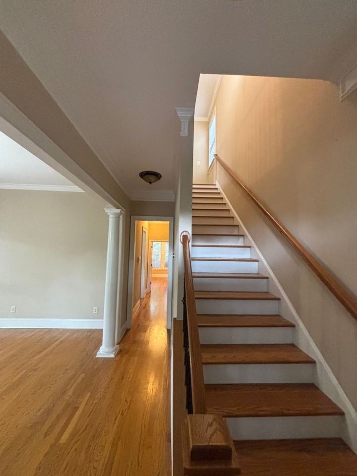 1010 Woodrow St - Photo 3 of 15