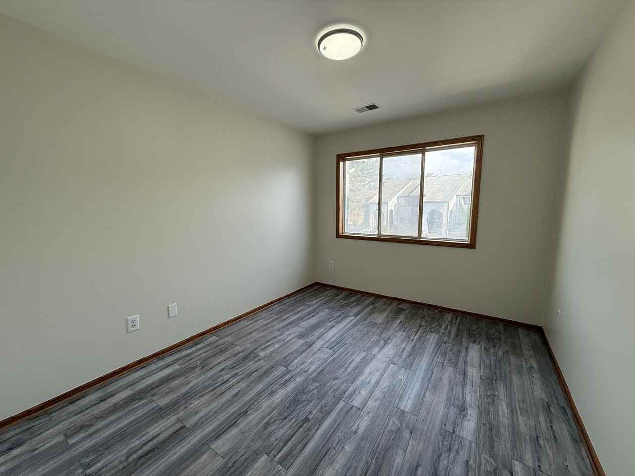 45850 Cass Ave #3 - Photo 6 of 8