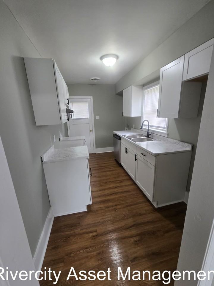3964 Victor Dr #1 - Photo 3 of 7