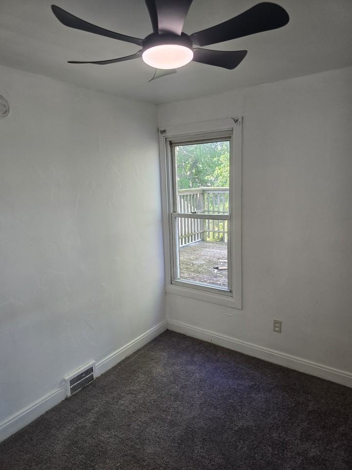242 Crocker Blvd #2 - Photo 2 of 8