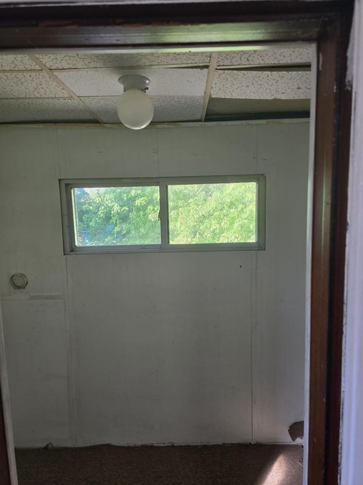 242 Crocker Blvd #2 - Photo 5 of 8