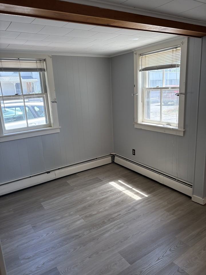 174 Main St #2 - Photo 3 of 12