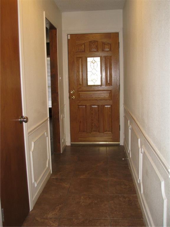 6509 Skycrest Dr - Photo 2 of 10