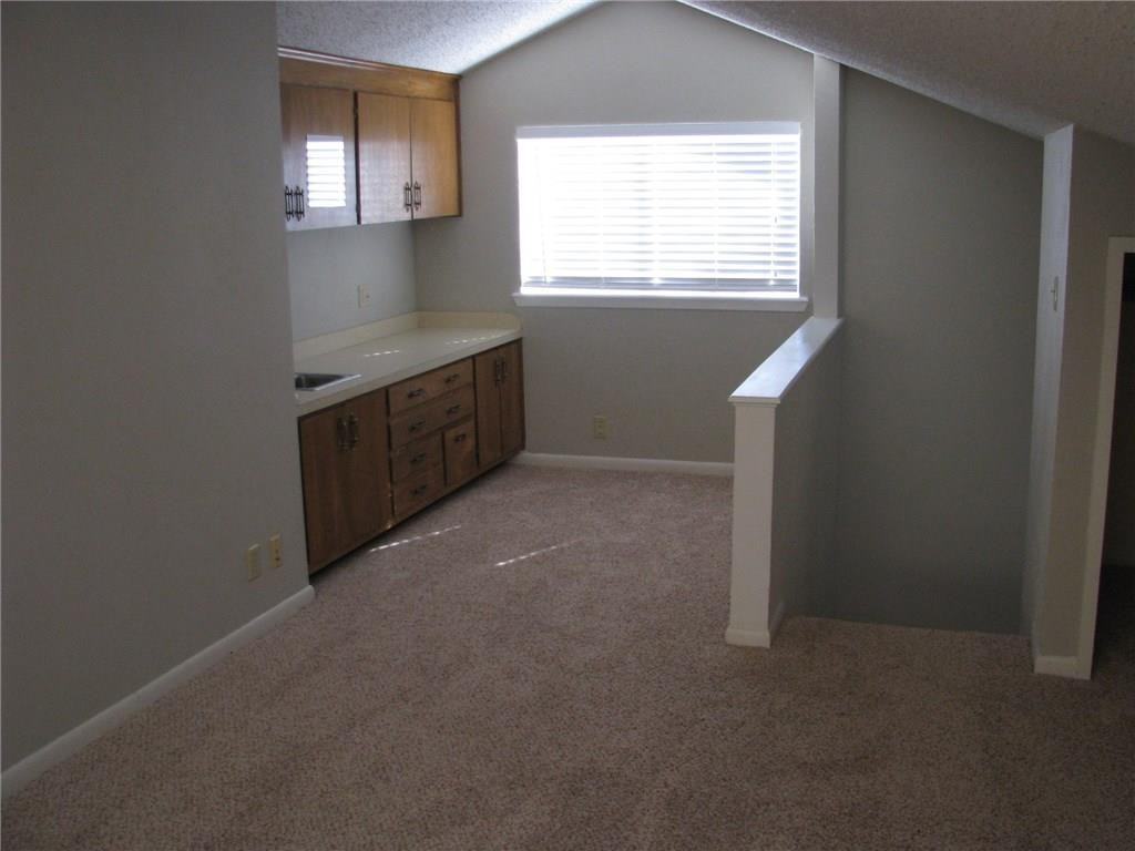 6509 Skycrest Dr - Photo 6 of 10