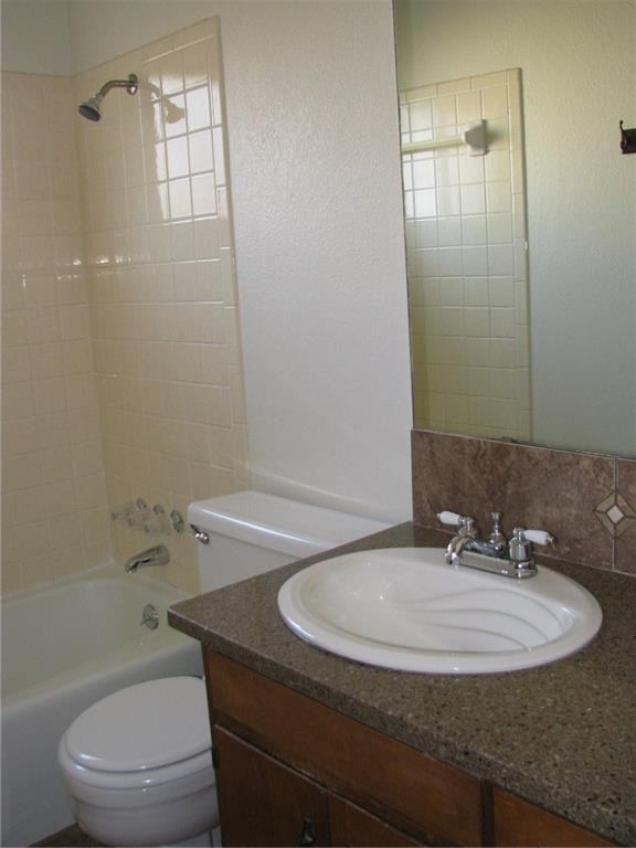 6509 Skycrest Dr - Photo 7 of 10