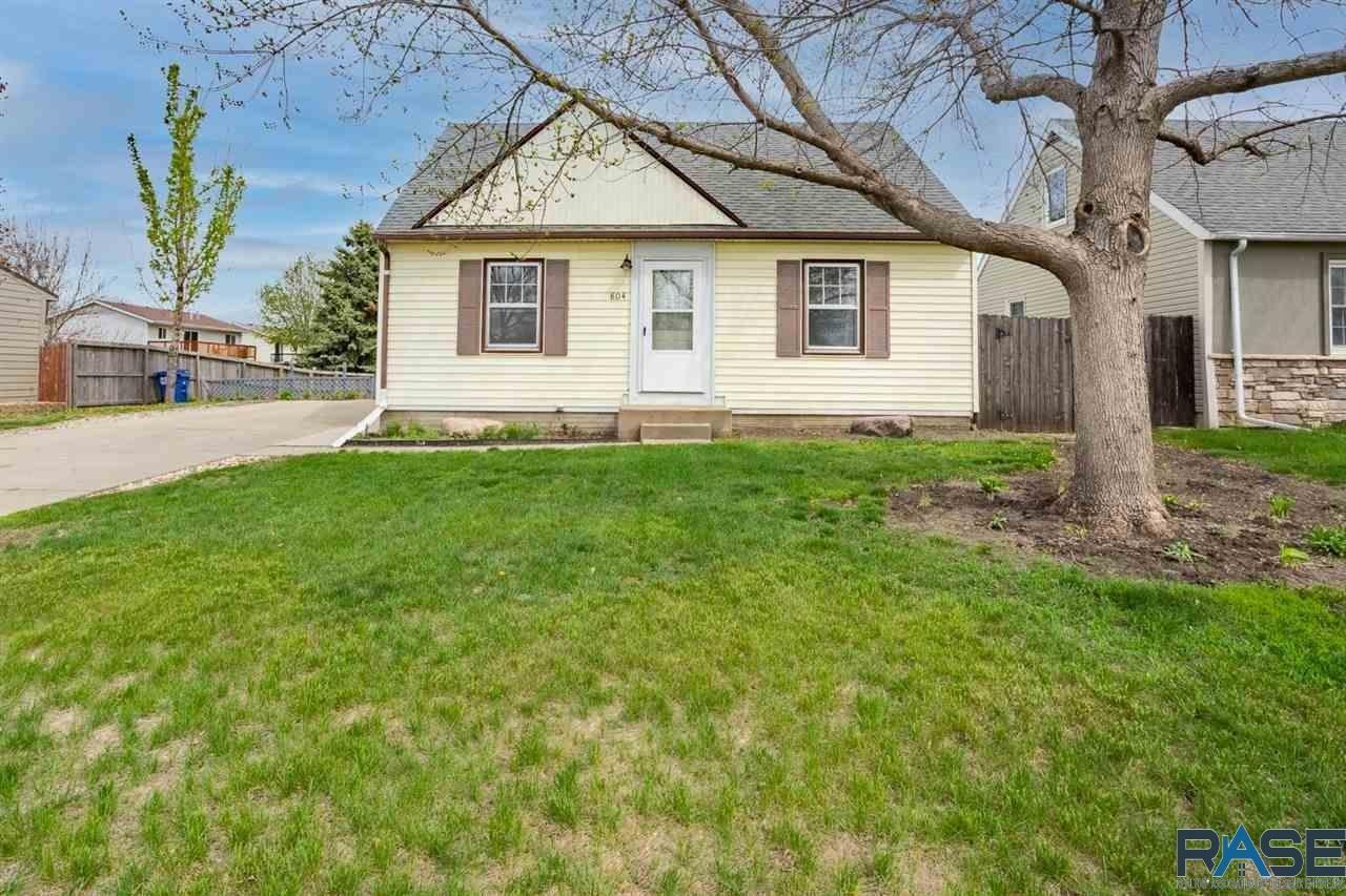 804 E Presentation St #1
