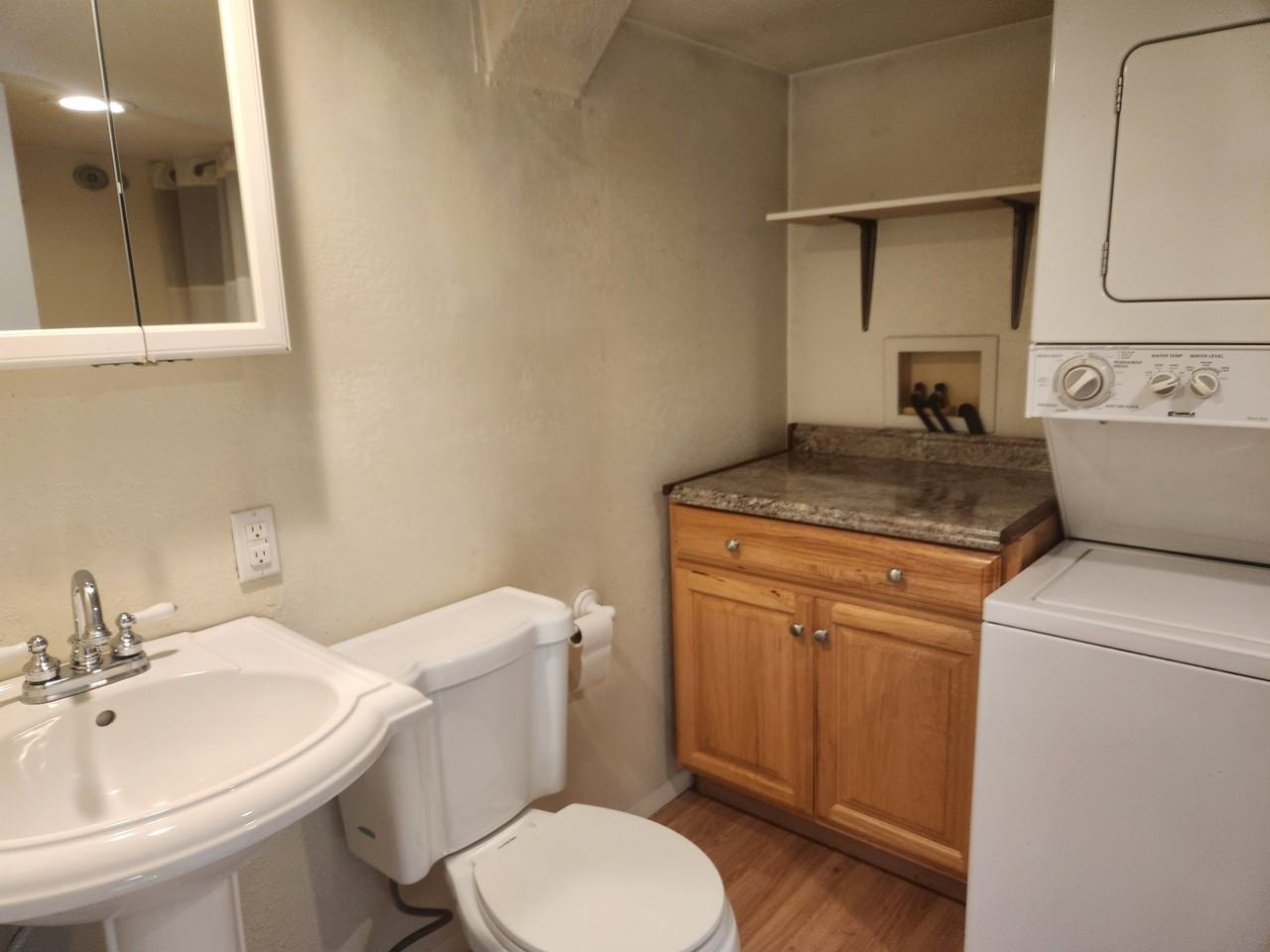 1425 Pinyon Ave #B - Photo 5 of 10