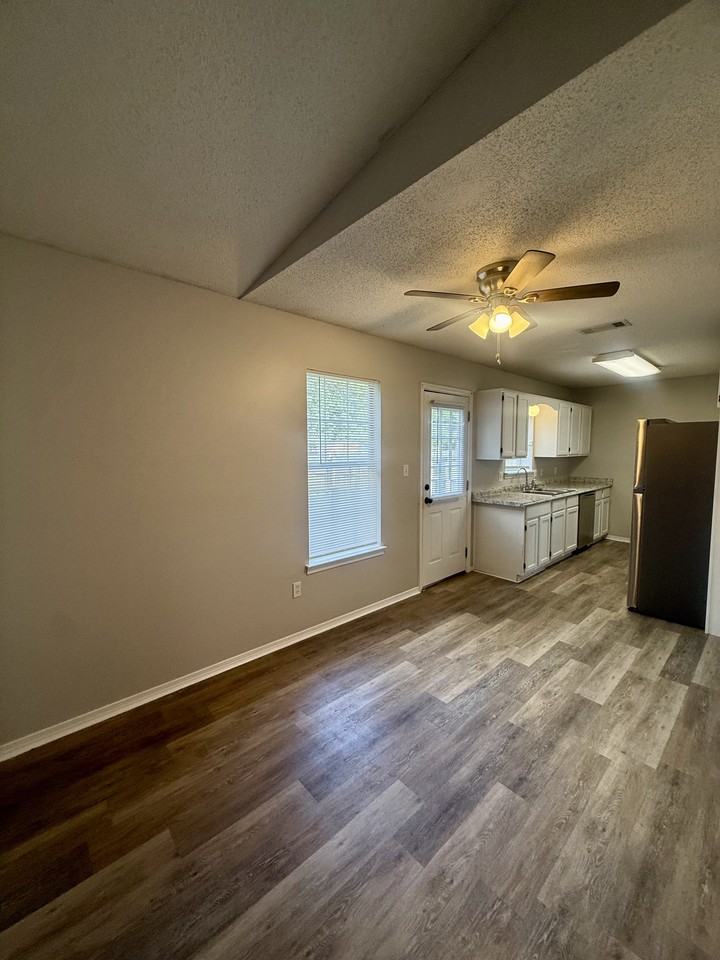 13907 Rockinghorse Ln #1 - Photo 6 of 18
