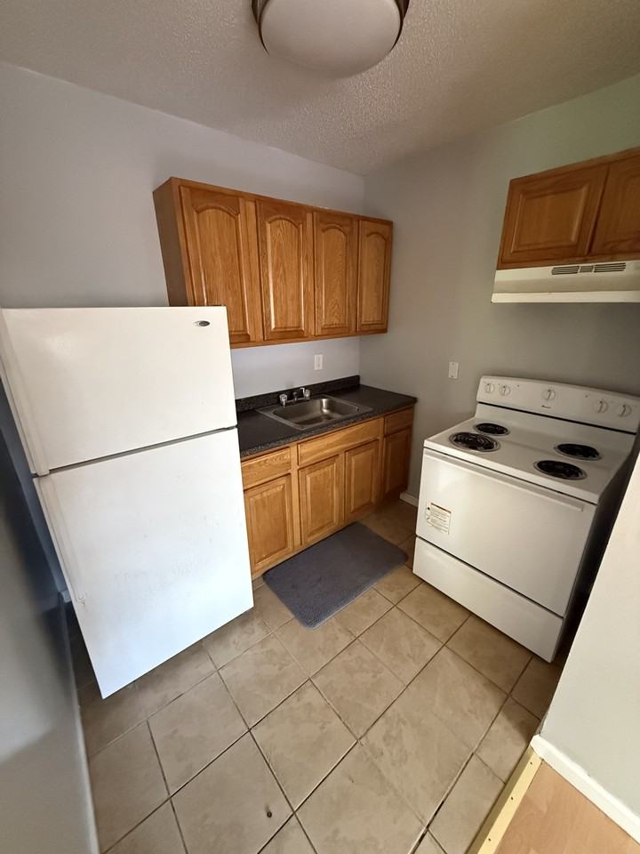 54 Grafton Street #C1 - Photo 6 of 12