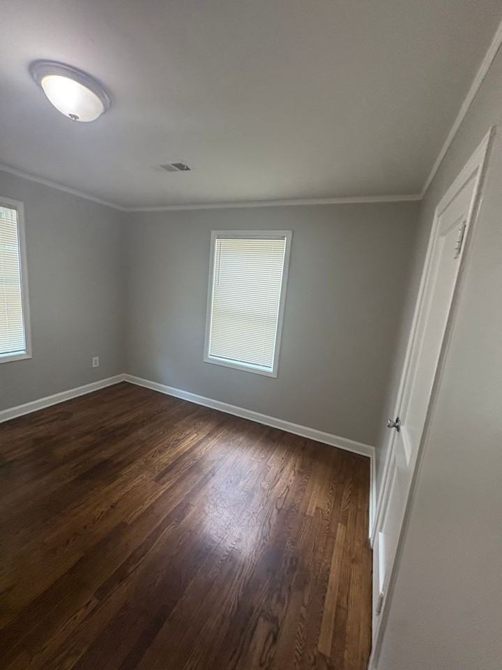 3620 Townes Ave - Photo 5 of 9