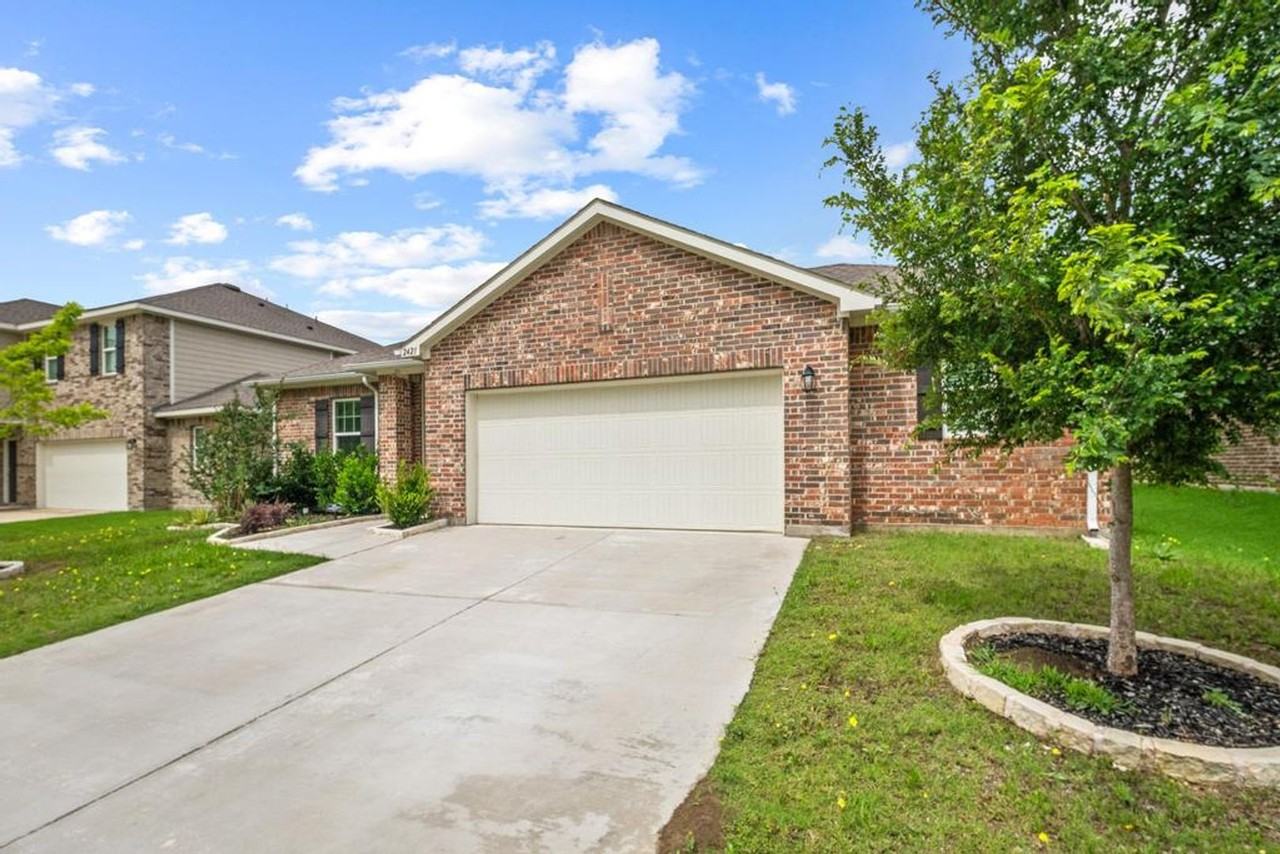 2421 Frio River Rd - Photo 2 of 27