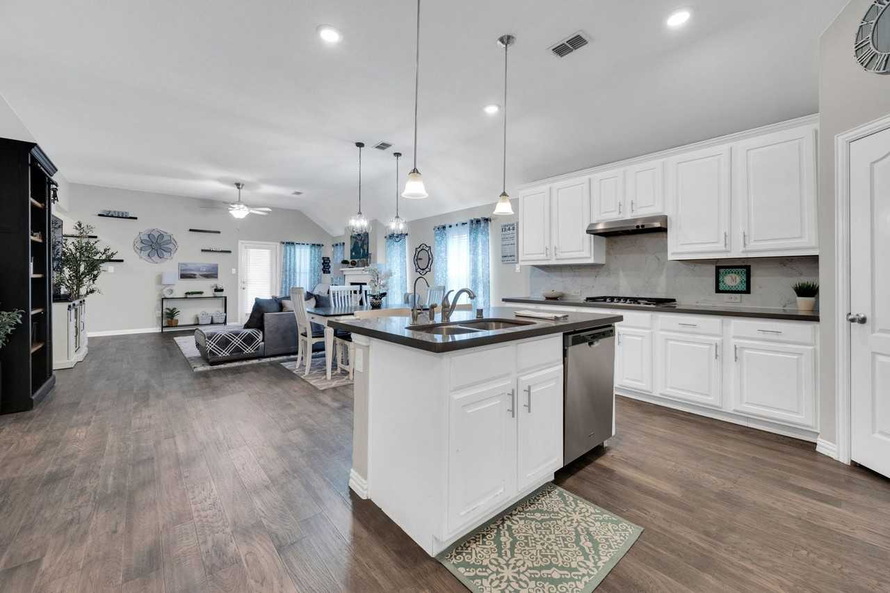 2617 Grouse Hollow Way - Photo 3 of 16