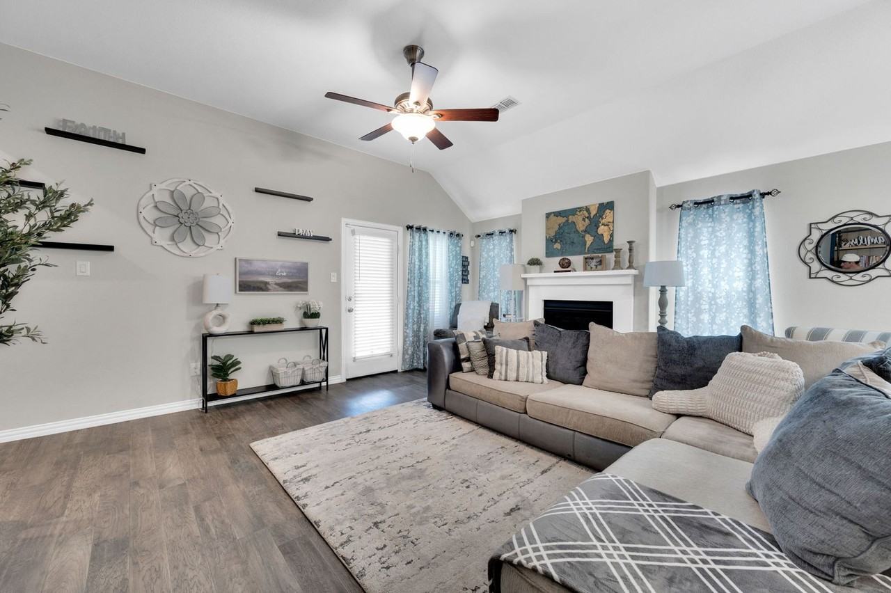 2617 Grouse Hollow Way - Photo 5 of 16