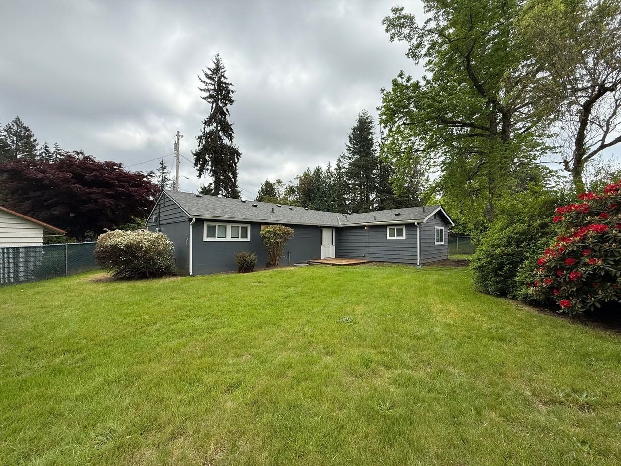 5607 222nd Pl Sw - Photo 2 of 36