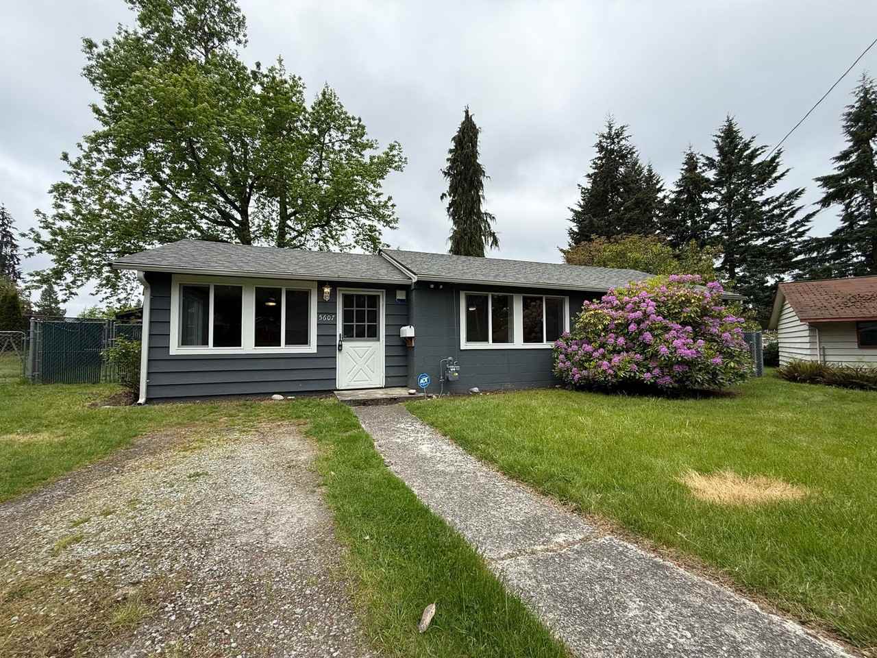 5607 222nd Pl Sw - Photo 3 of 36