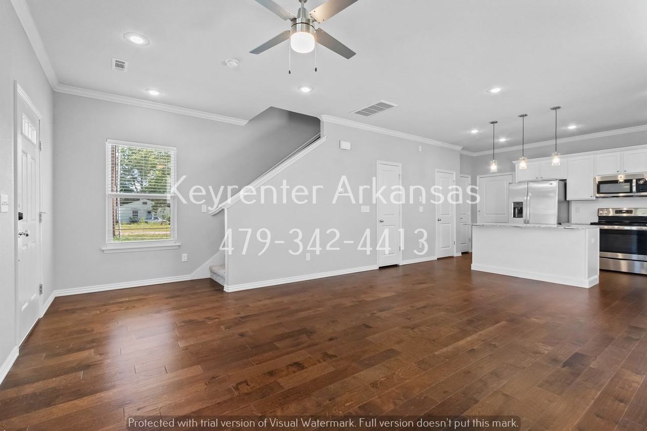 1434 N Oakland Ave - Photo 7 of 29
