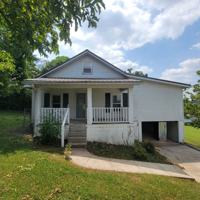 featured image of 615 Evans St