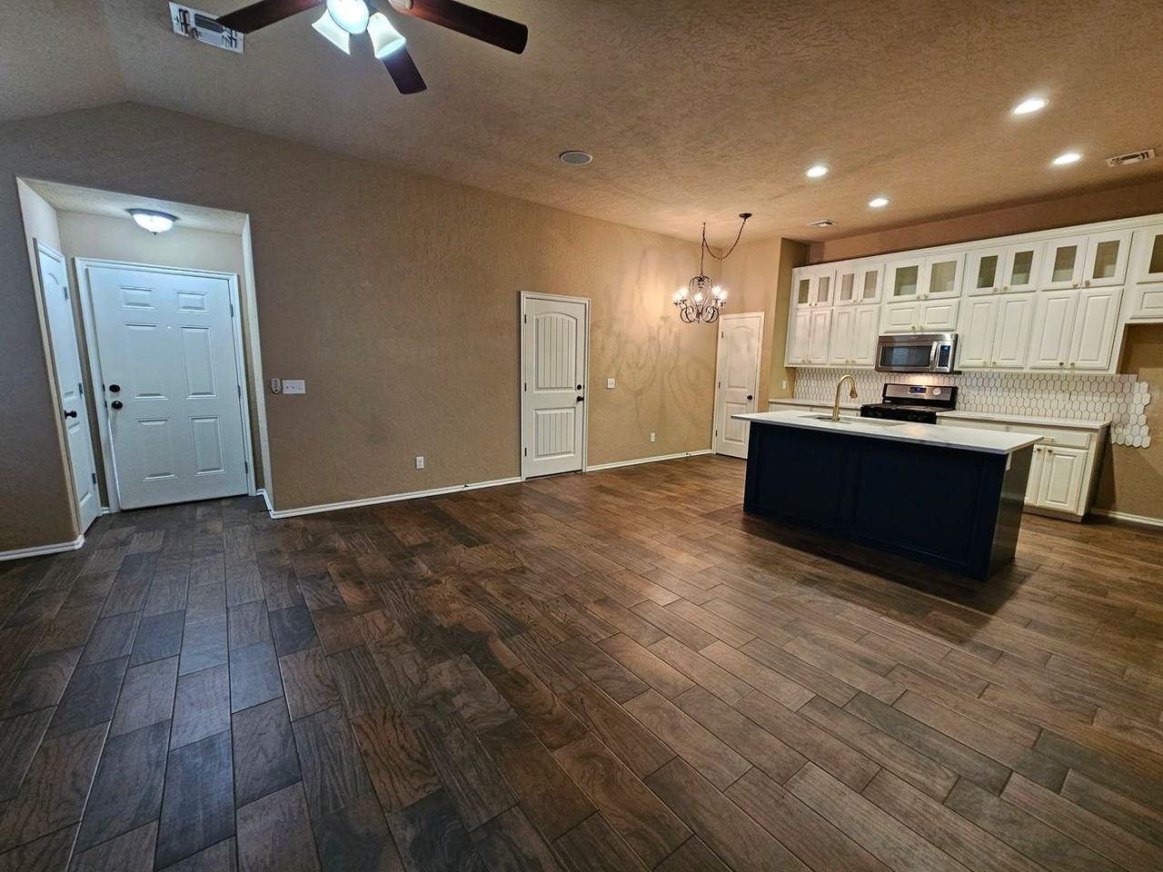 15000 Kyle Dr #B - Photo 5 of 20