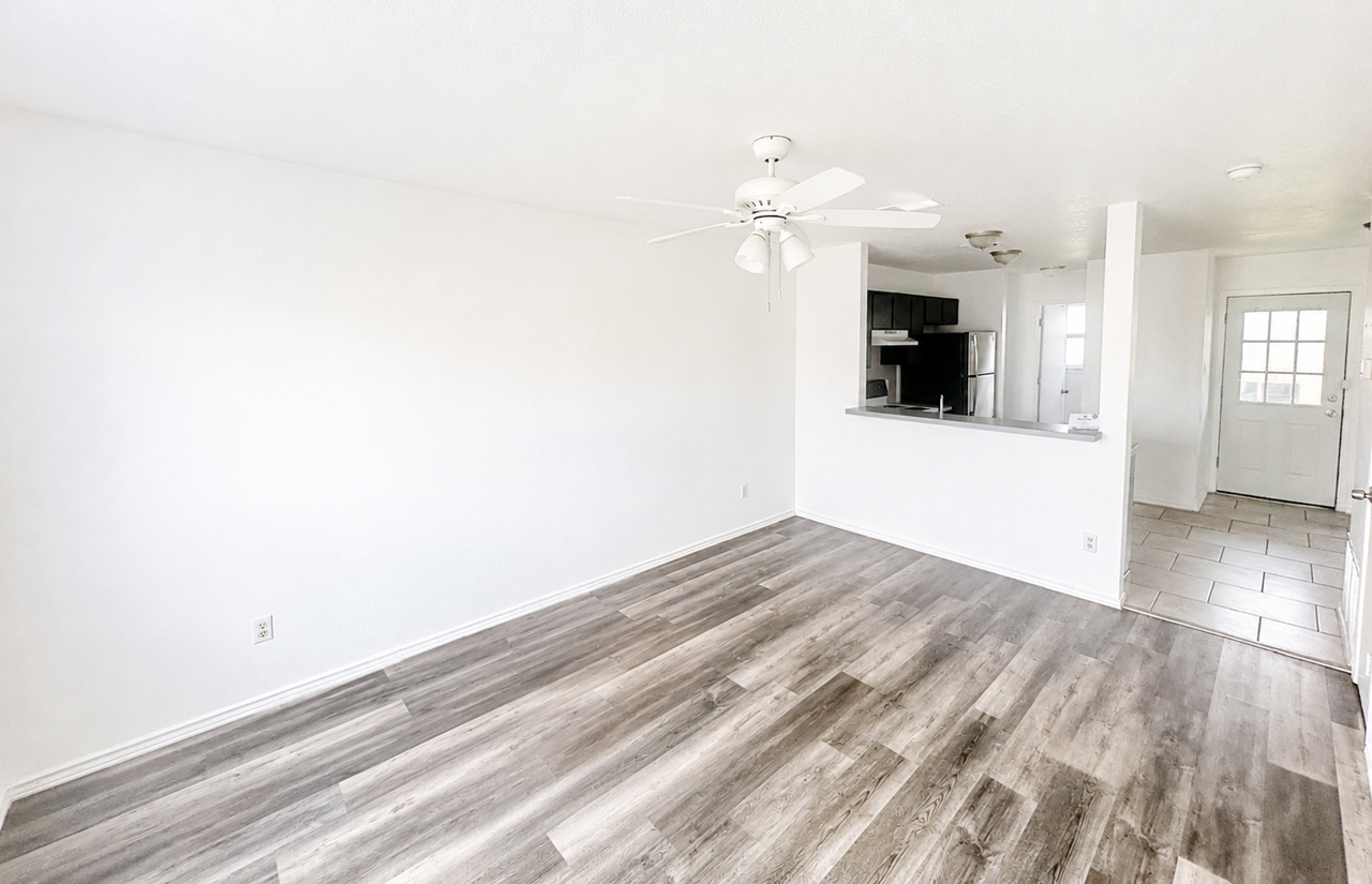 1708 Kylie Cir #A - Photo 3 of 11