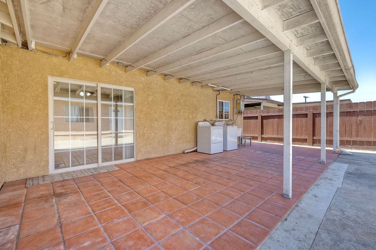 71 E Palomar St - Photo 5 of 28