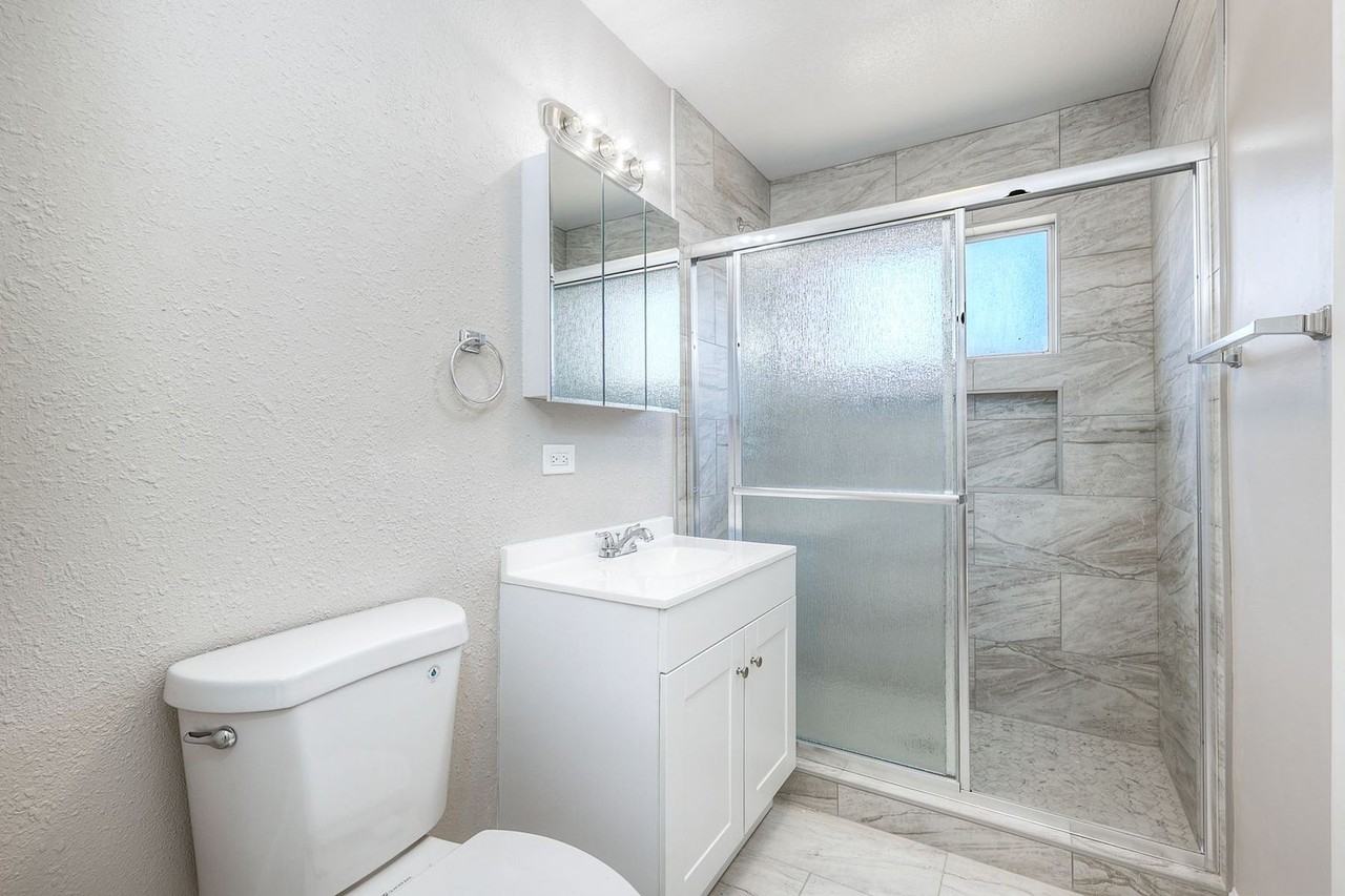 71 E Palomar St - Photo 6 of 28