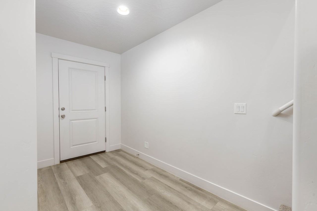 3123 S Relic Ridge Dr - Photo 5 of 21