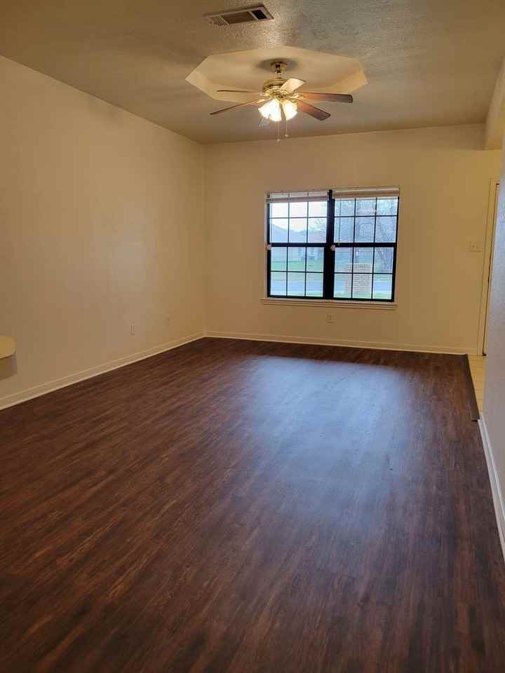 223 E Beeline Ln - Photo 5 of 20