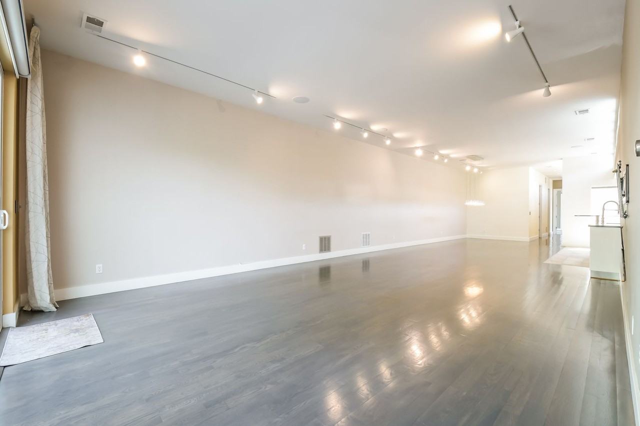 3140 Zuni St - Photo 3 of 25