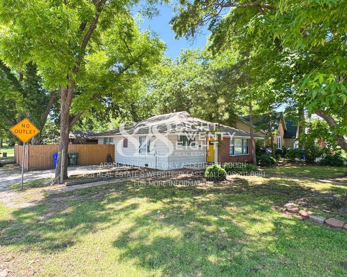 930 Miller Ave - Photo 2 of 49