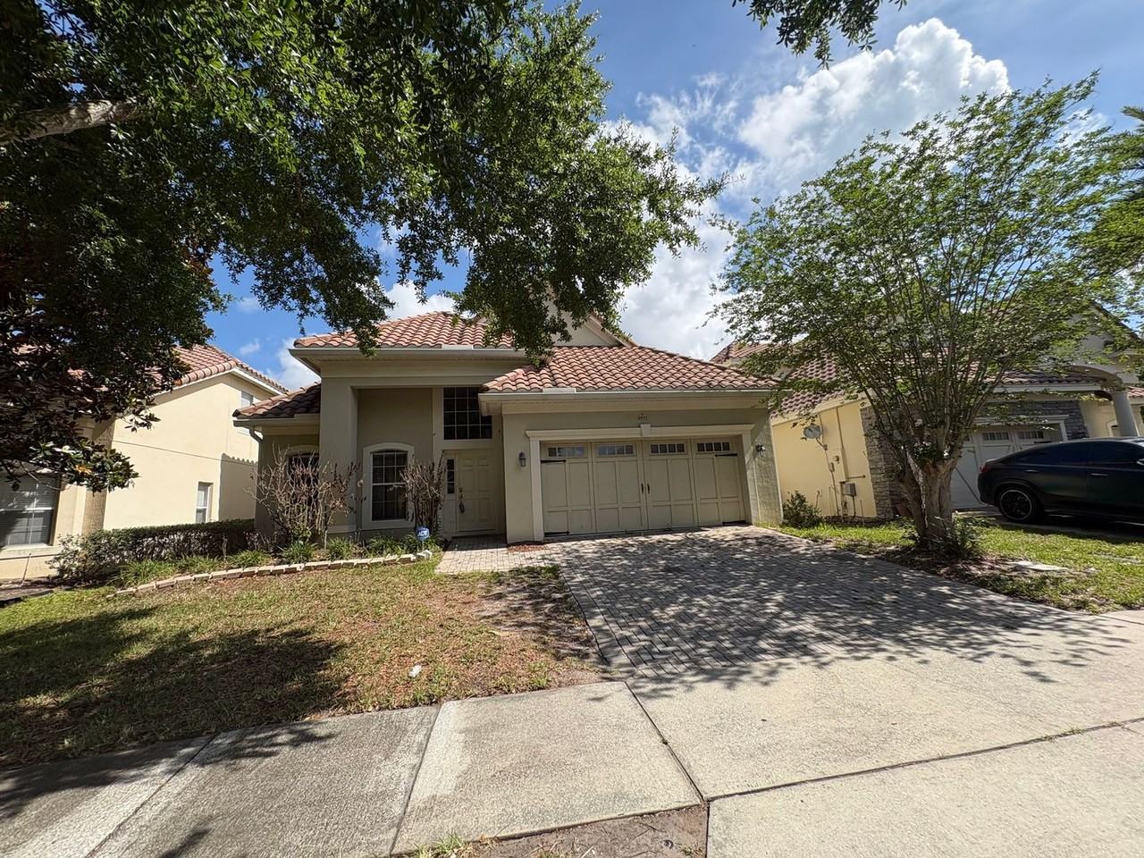 6931 Lucca St - Photo 3 of 32