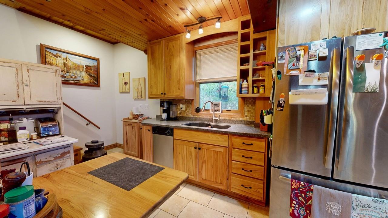 S1814 Stenslien Ln - Photo 4 of 16