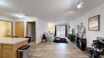 featured image of 106 N Silver St