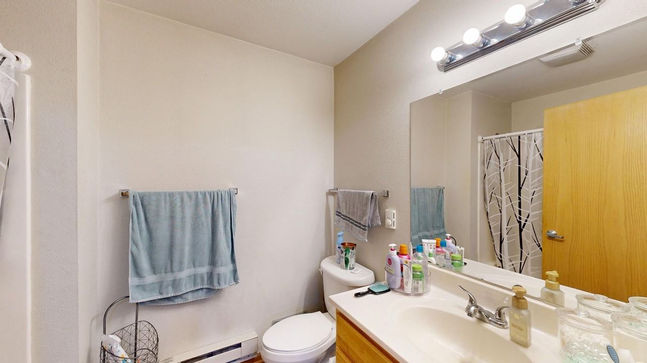 106 N Silver St - Photo 7 of 10