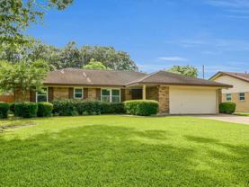 805 Bluebonnet St - Photo 1 of 1