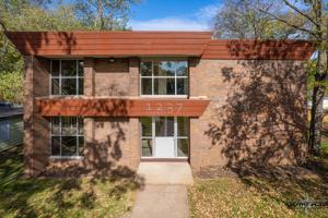 featured image of 1237 S Dewey St
