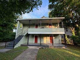featured image of 818 Maple Ave Sw