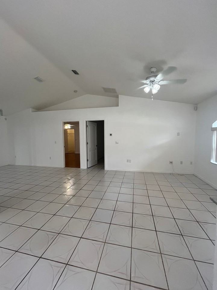 5 Pine Haven Dr - Photo 4 of 21