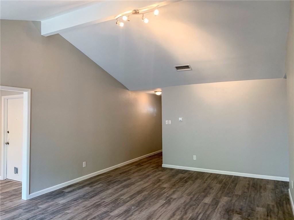 11640 Parkfield Dr - Photo 5 of 20