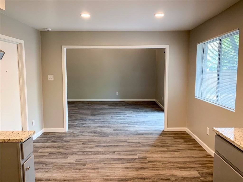 11640 Parkfield Dr - Photo 7 of 20