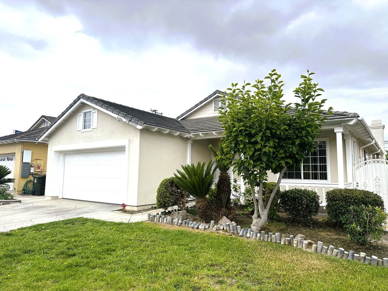 13321 Heritage Way - Photo 2 of 21