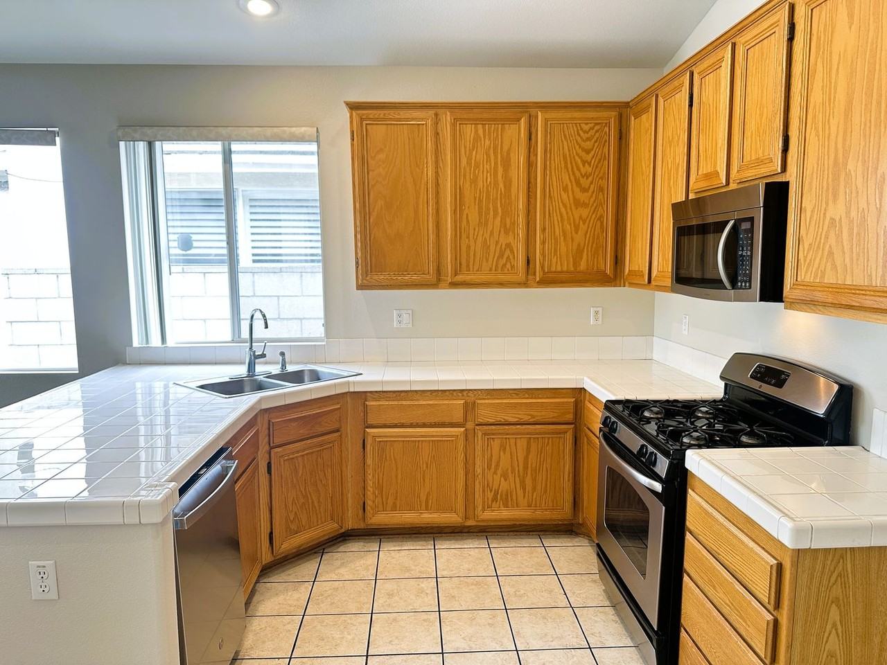 13321 Heritage Way - Photo 6 of 21