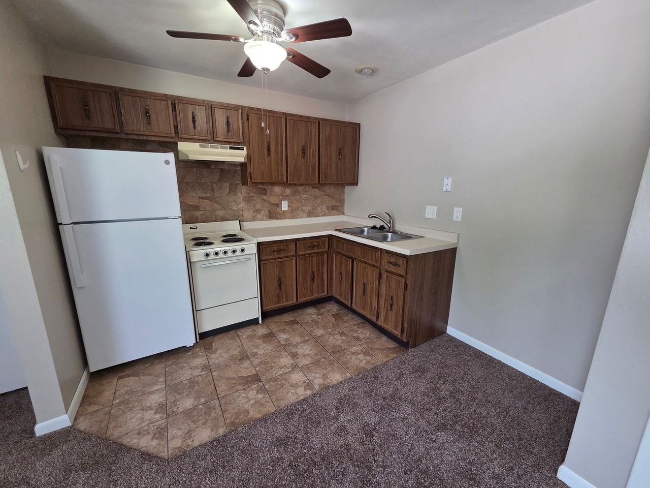 Homewood East Apartments - Photo 7 of 31