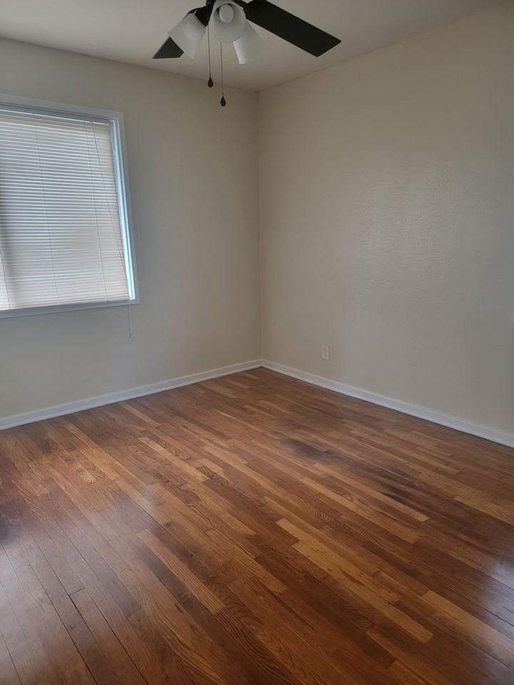 3806 Gilbert Dr #C - Photo 7 of 19