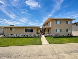 featured image of 242 E Navilla Pl