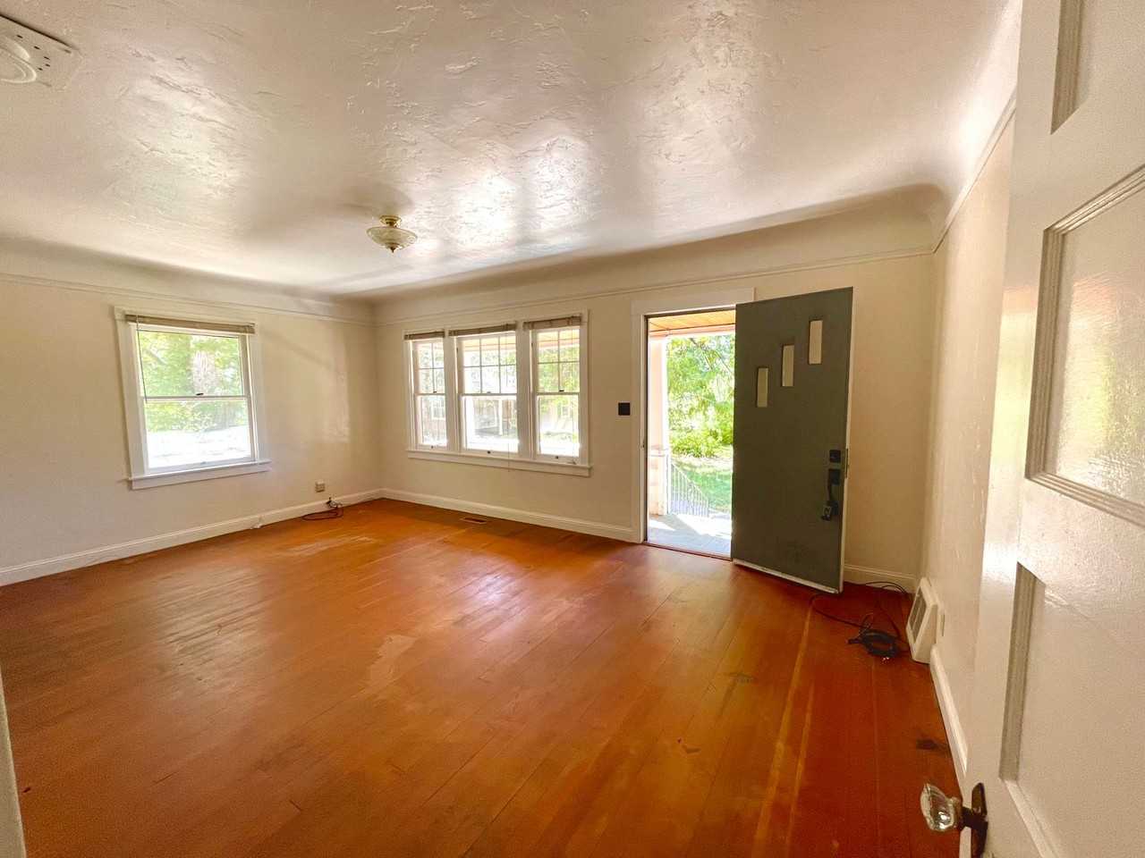 10777 Red Dog Rd - Photo 2 of 15