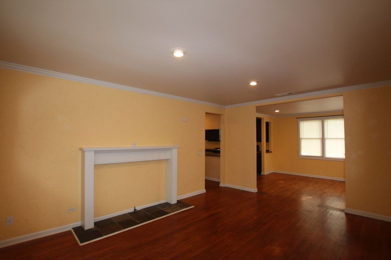 518 W Rusk St - Photo 4 of 23