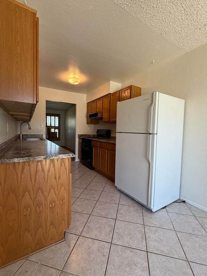 6563 S La Rosa Dr - Photo 5 of 21