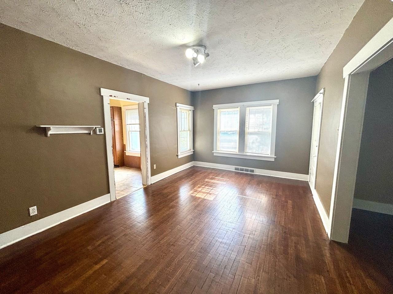 1619 Pierre St #A - Photo 4 of 19