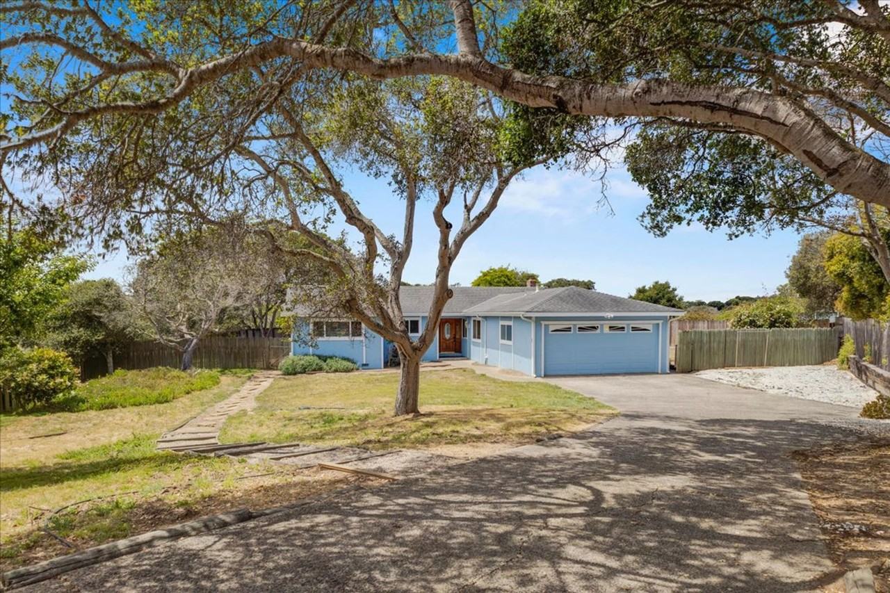9520 Tan Oak Way - Photo 2 of 30