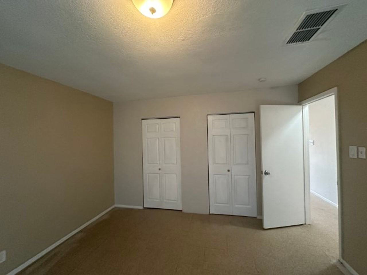 1325 Bitterlake - Photo 6 of 7